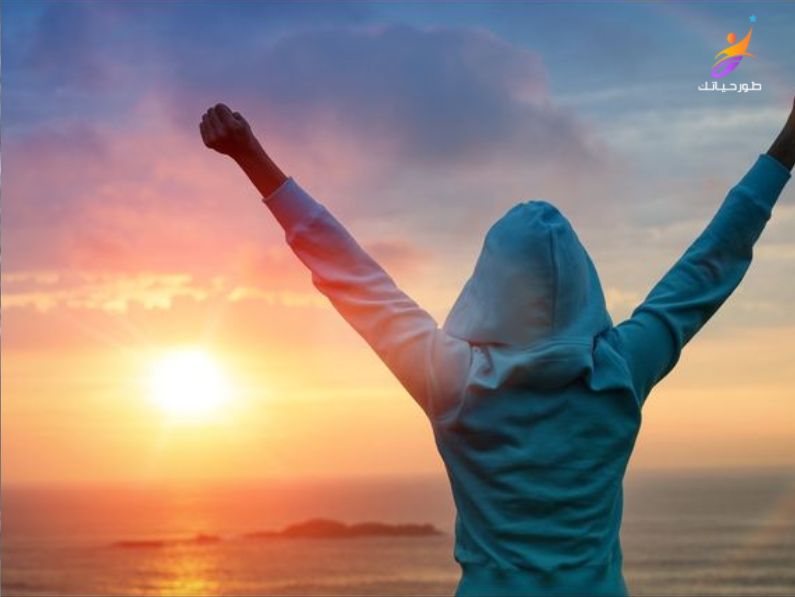 6 حيل نفسية تخليك تبدو أكثر ثقة في أي موقف وصنع هيبة لا تُقاوم